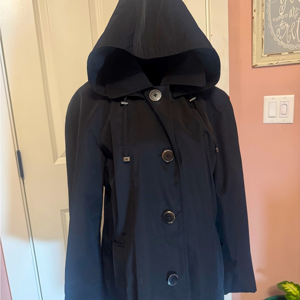 London Fog lined trench coat/raincoat with hood  size L